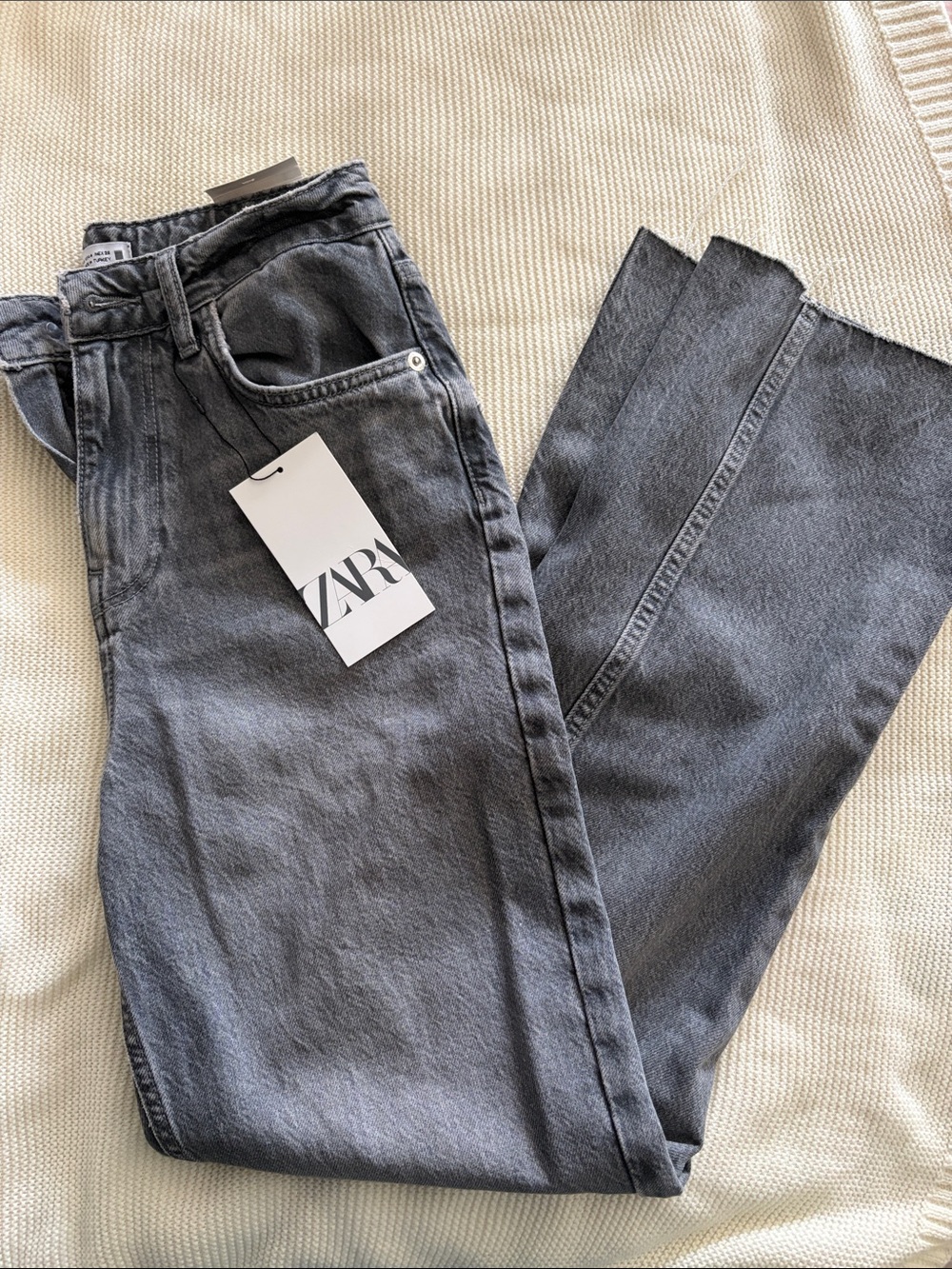 ZARA Straight-Leg Jeans in Washed Gray